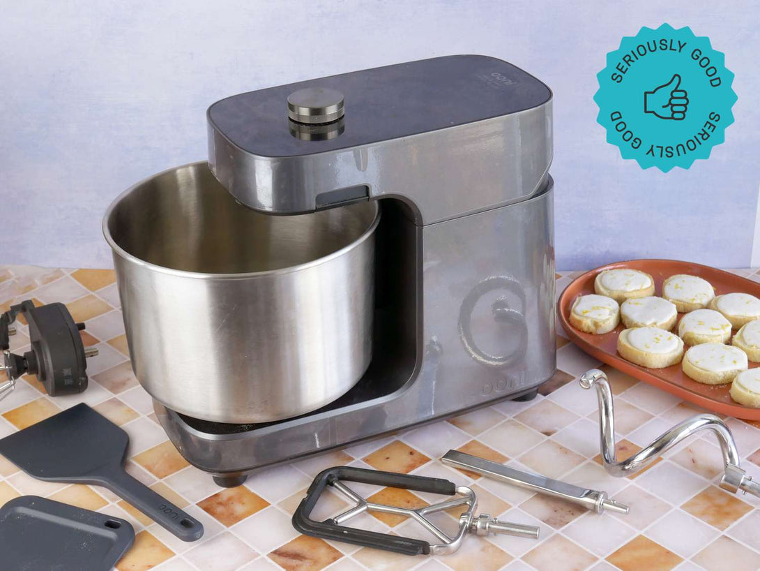  Ooni Halo Pro spirál dagasztógép konyhapulton tartozékokkal