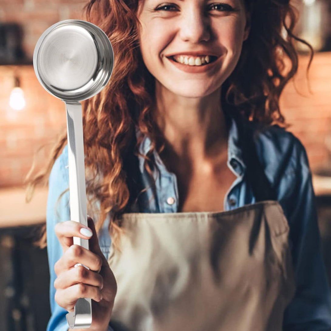 Rozsdamentes pizzaszósz terítő kanál – 170 g kapacitás smile