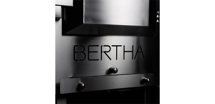 Bertha The Original Faszenes Grill Kemence - Fekete