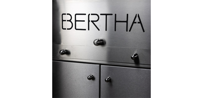 Bertha The Original Faszenes Grill Kemence - Fekete