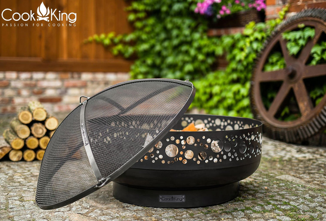 Cook King BOSTON kerti tűztál – lézervágott peremű, kézzel készült nyersacél tűzrakó (80 cm) - kerek, kupola fedővel.