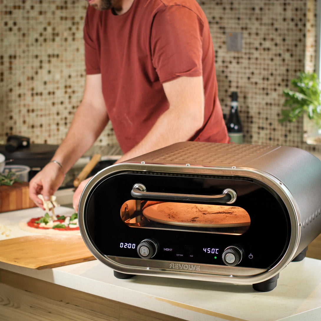 Revolve Evolve pizzakemence 450 °C forgó kővel