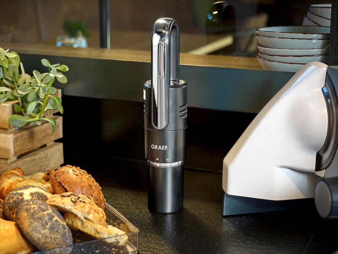 Elegáns, állítva tárolható KrümelChef KC502 a konyhapulton