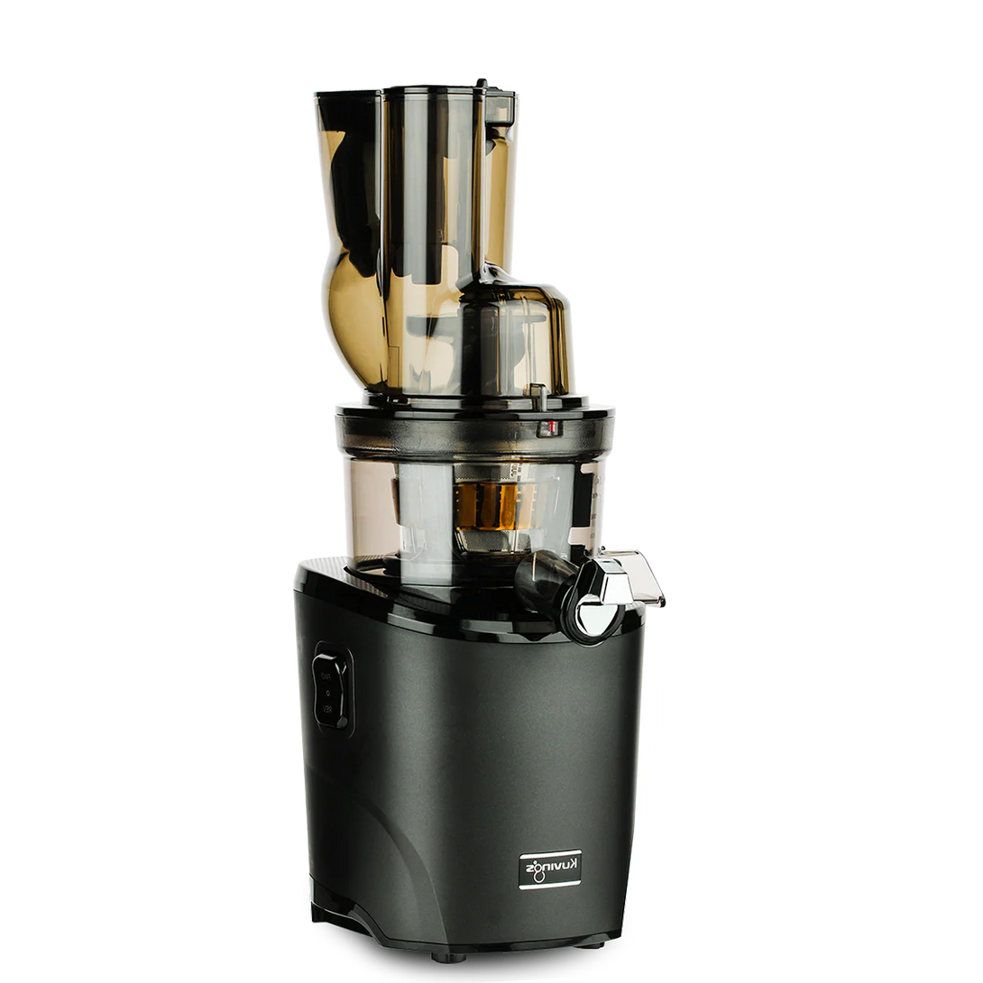 REVO830 slow juicer fekete kivitelben, 50 rpm hidegprés technológia