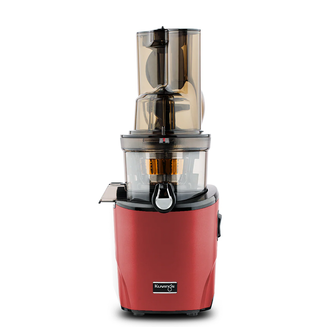 REVO830 gyümölcsprés piros színben – prémium slow juicer otthonra