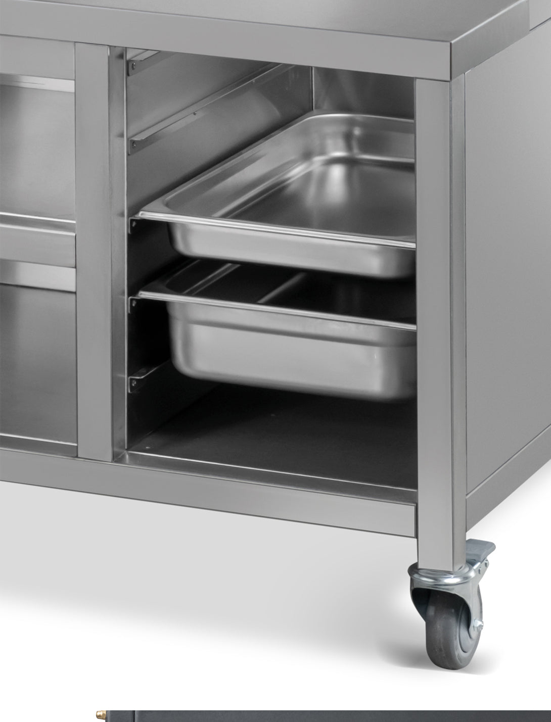 GN 1/1 sínek és két GN 2/1 polc, fékezhető első kerekek – Pujadas Open Grill Lite