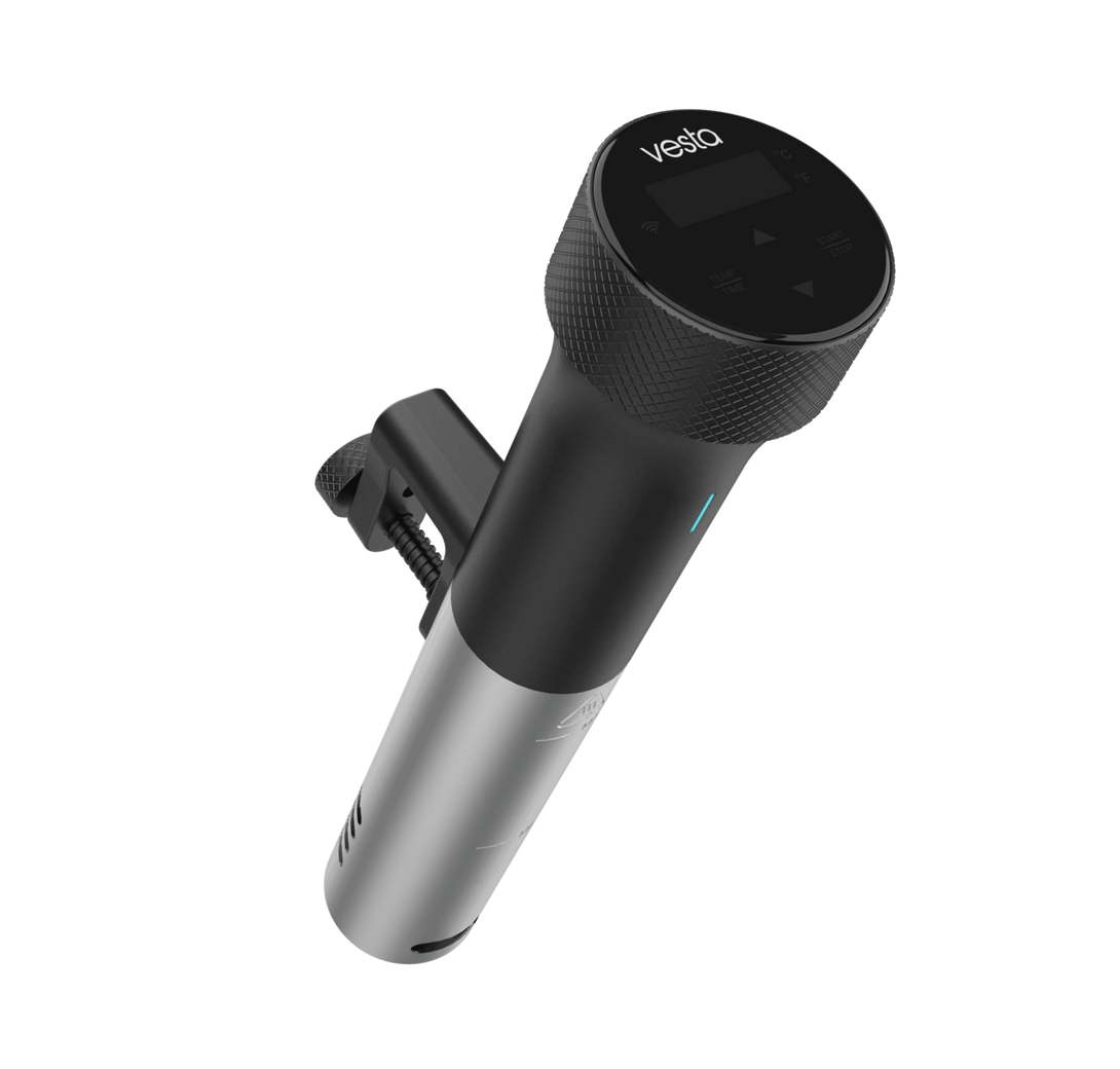 Vesta Precision sous-vide rúd SV80s  – 1200 W, IPX7, precíz hőfokszabályzás - döntve. 